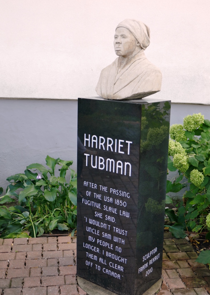 Bust of Underground Railroad conductor Harriet Tubman by Frank Rekrut (2010) outside the Salem Chapel